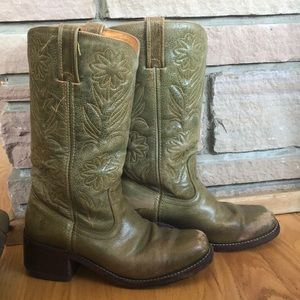 Frye Campus Flower Boots